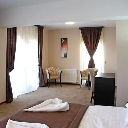 King Hotel 3*